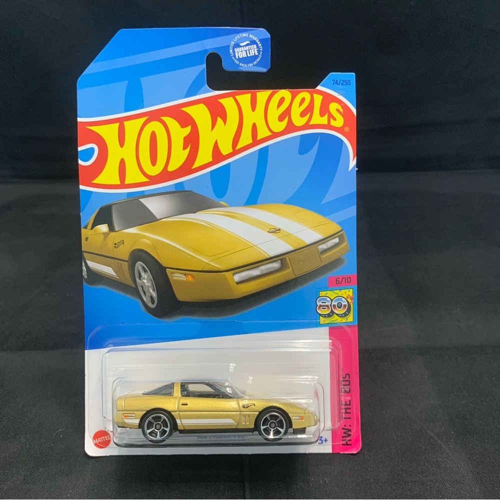 Hot Wheels 84’ Corvette Gold car